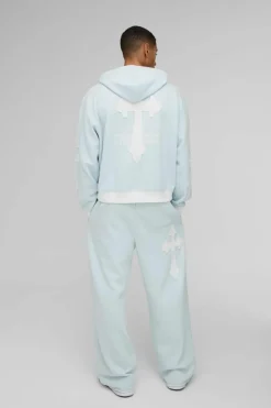 Hot boohooMAN Oversized Boxy Limited Edition Cross Applique Hoodie light blue