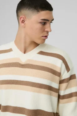 Sale boohooMAN Oversized Boxy V Neck Brushed Stripe Knitted Jumper white
