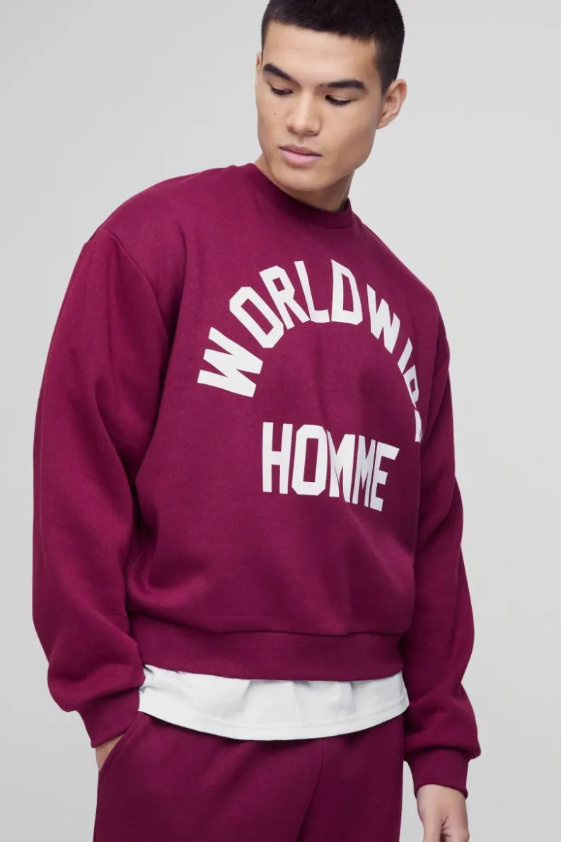 Store boohooMAN Oversized Boxy Worldwide Print Sweatshirt burgundy