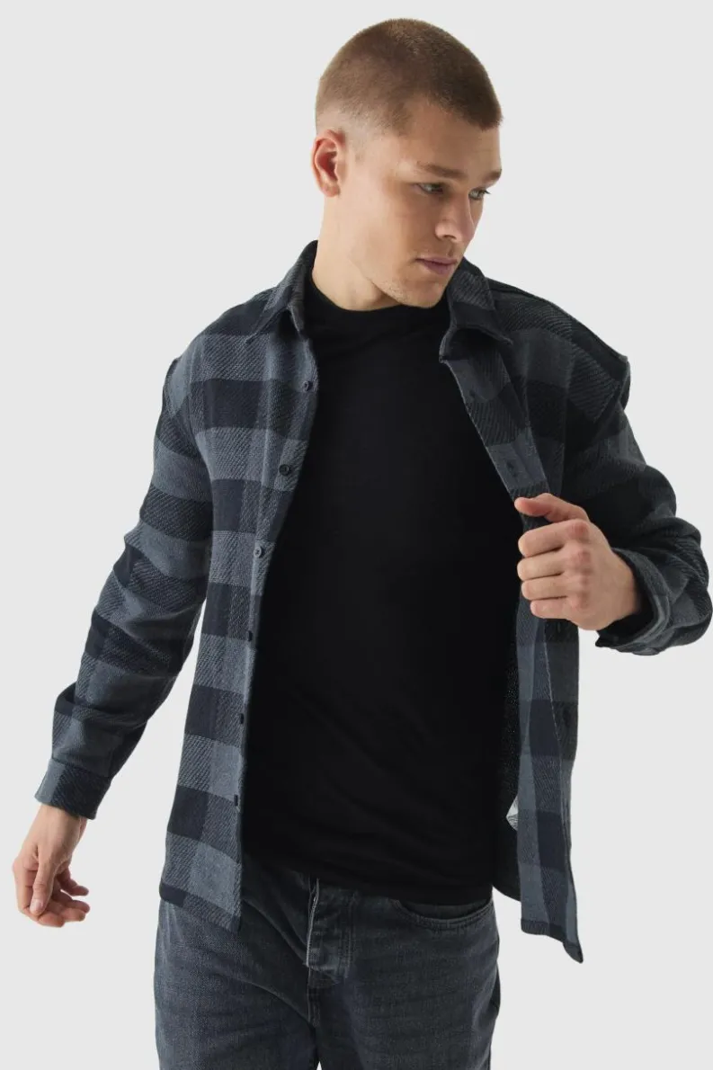 Store boohooMAN Oversized Checkerboard Shirt black