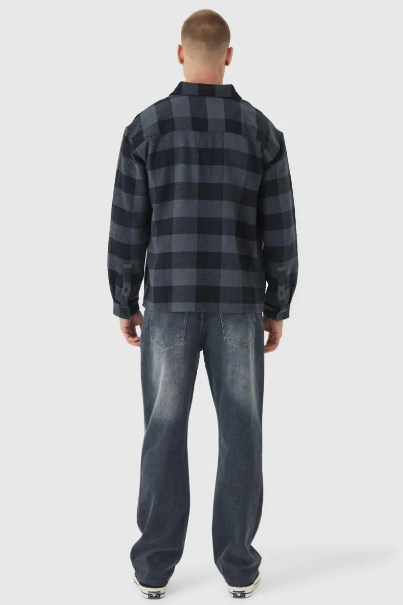 Store boohooMAN Oversized Checkerboard Shirt black