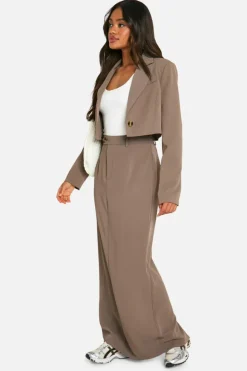Best boohoo Oversized Cropped Boxy Tailored Blazer, Longline Waistcoat & Maxi Skirt Co-ord mocha