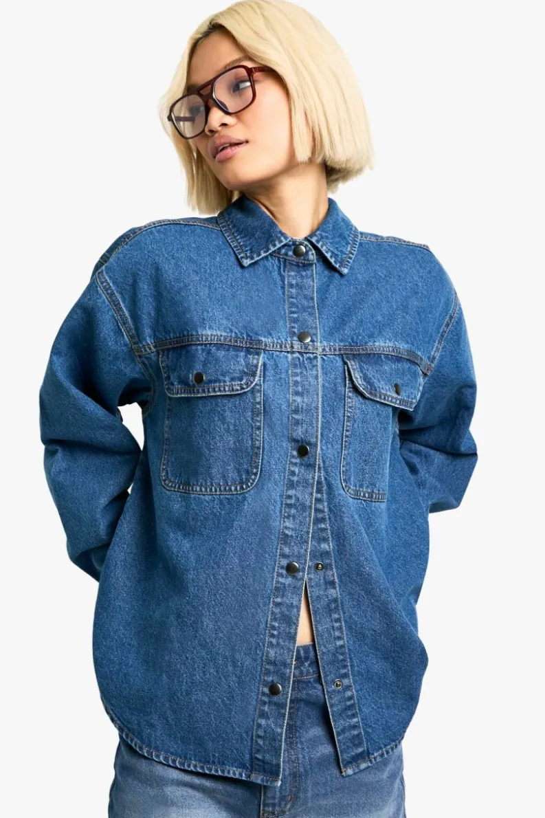 Flash Sale boohoo Oversized Denim Shirt mid wash