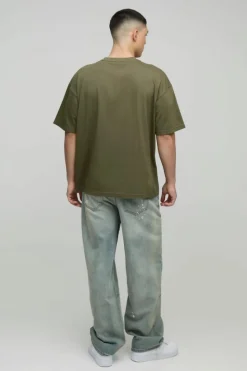 Fashion boohooMAN Oversized Extended Neck Star Applique Graphic T-Shirt khaki