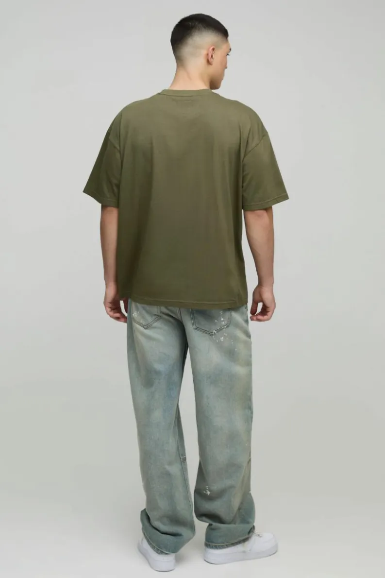 Fashion boohooMAN Oversized Extended Neck Star Applique Graphic T-Shirt khaki