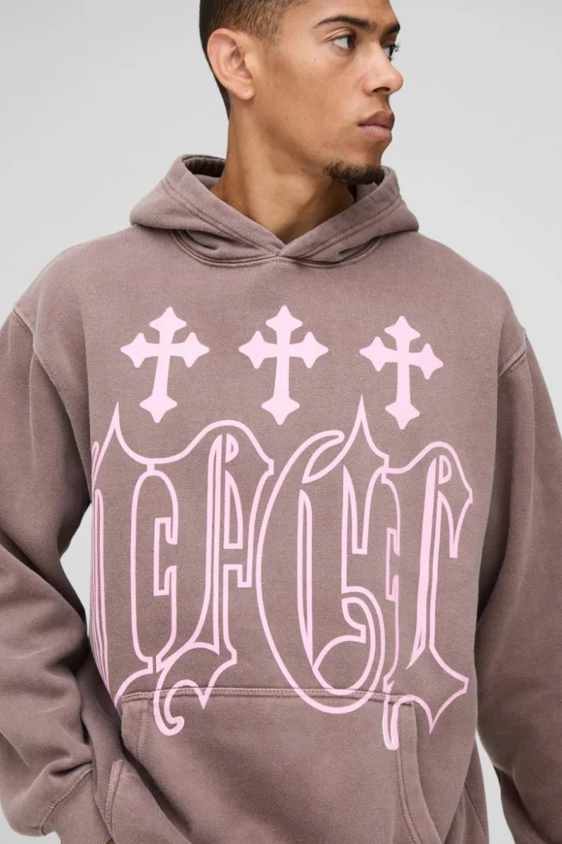 Online boohooMAN Oversized OFCL Cross Graphic Hoodie chocolate