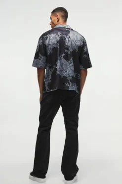 Best boohooMAN Oversized Printed Satin Revere Triangle Pocket Shirt black