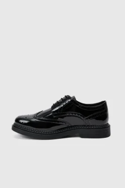 Online boohooMAN Patent Pu Lace Up Brogues In black