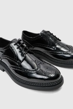 Online boohooMAN Patent Pu Lace Up Brogues In black