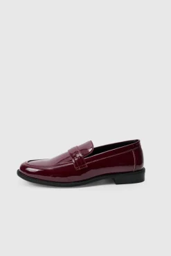 Shop boohooMAN Patent Pu Loafers burgundy