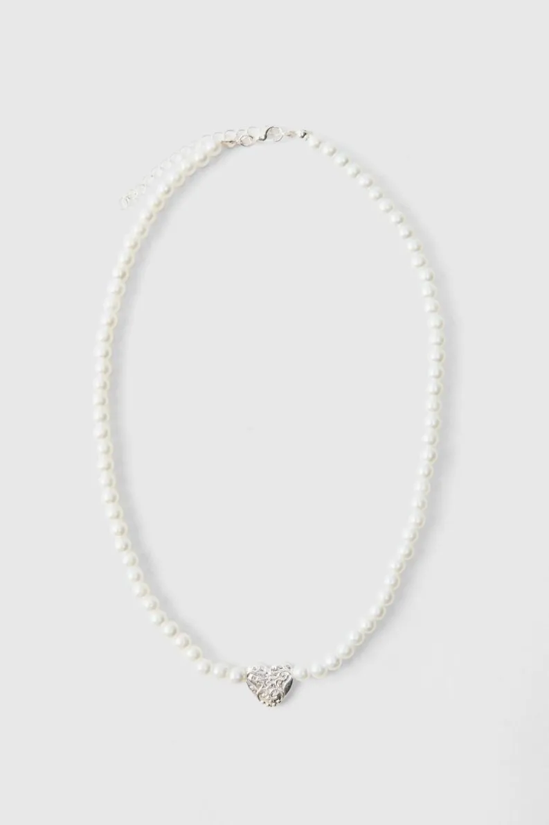 Best Sale boohooMAN Pearl Necklace With Heart Pendant silver
