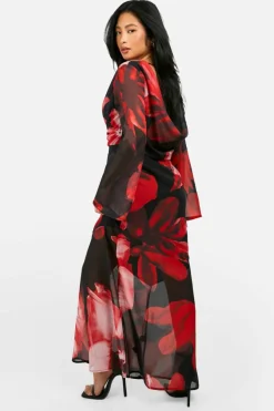 Discount boohoo Petite Bold Floral Cowl Detail Maxi Dress red