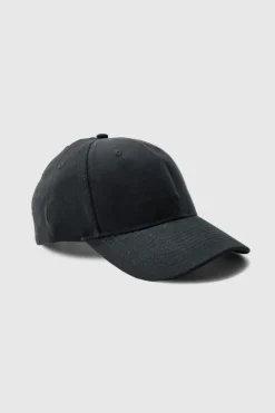 Discount boohooMAN Plain Cap In black