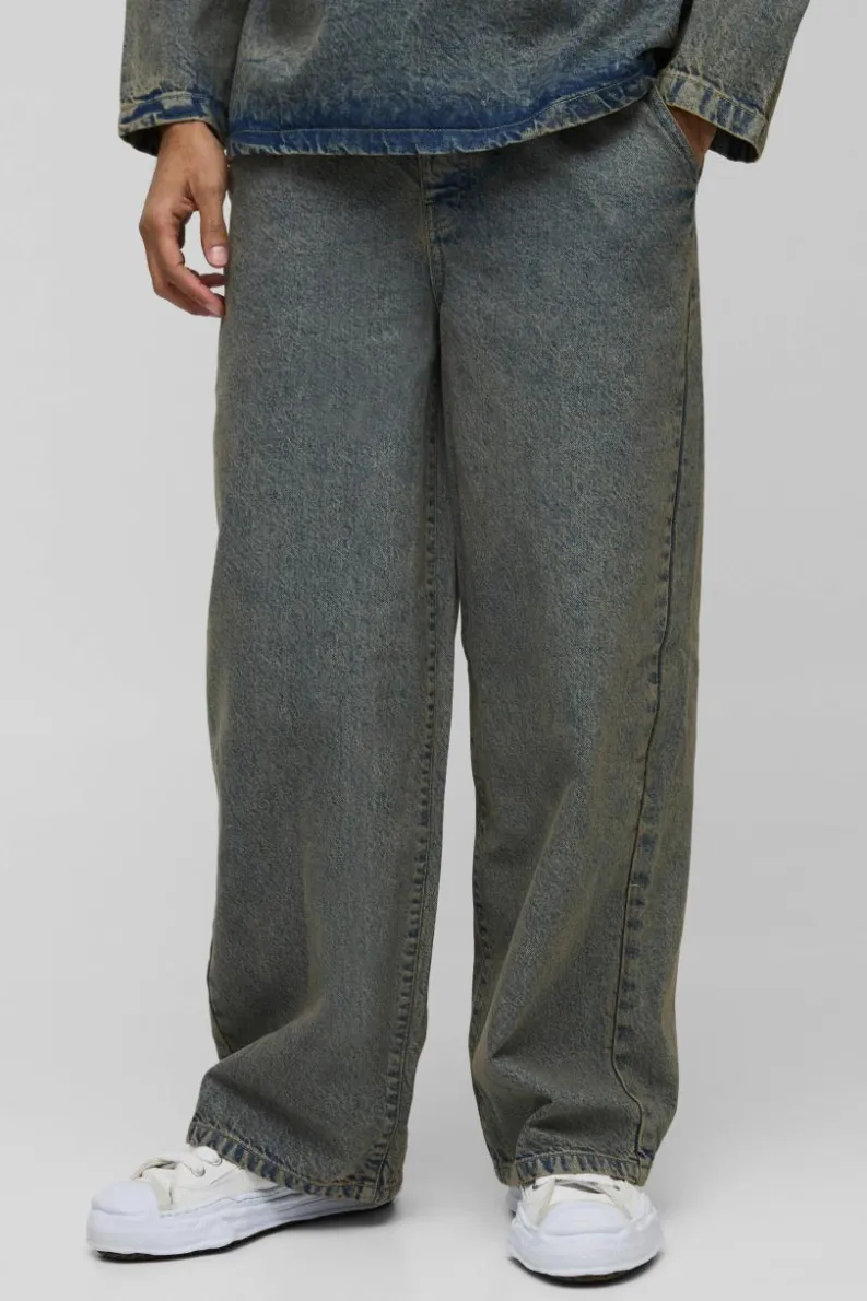 Store boohooMAN Pleated Baggy Jeans antique wash