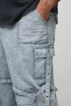 Best Sale boohooMAN Plus Acid Wash Strappy Relaxed Fit Cargo Trousers grey