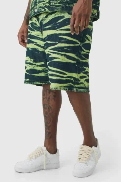 Cheap boohooMAN Plus Bleach Wash Relaxed Denim Short green