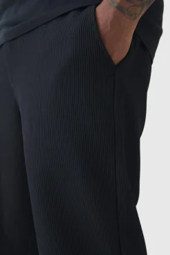 Cheap boohooMAN Plus Elastic Waist Tapered Fit Pleated Trouser black