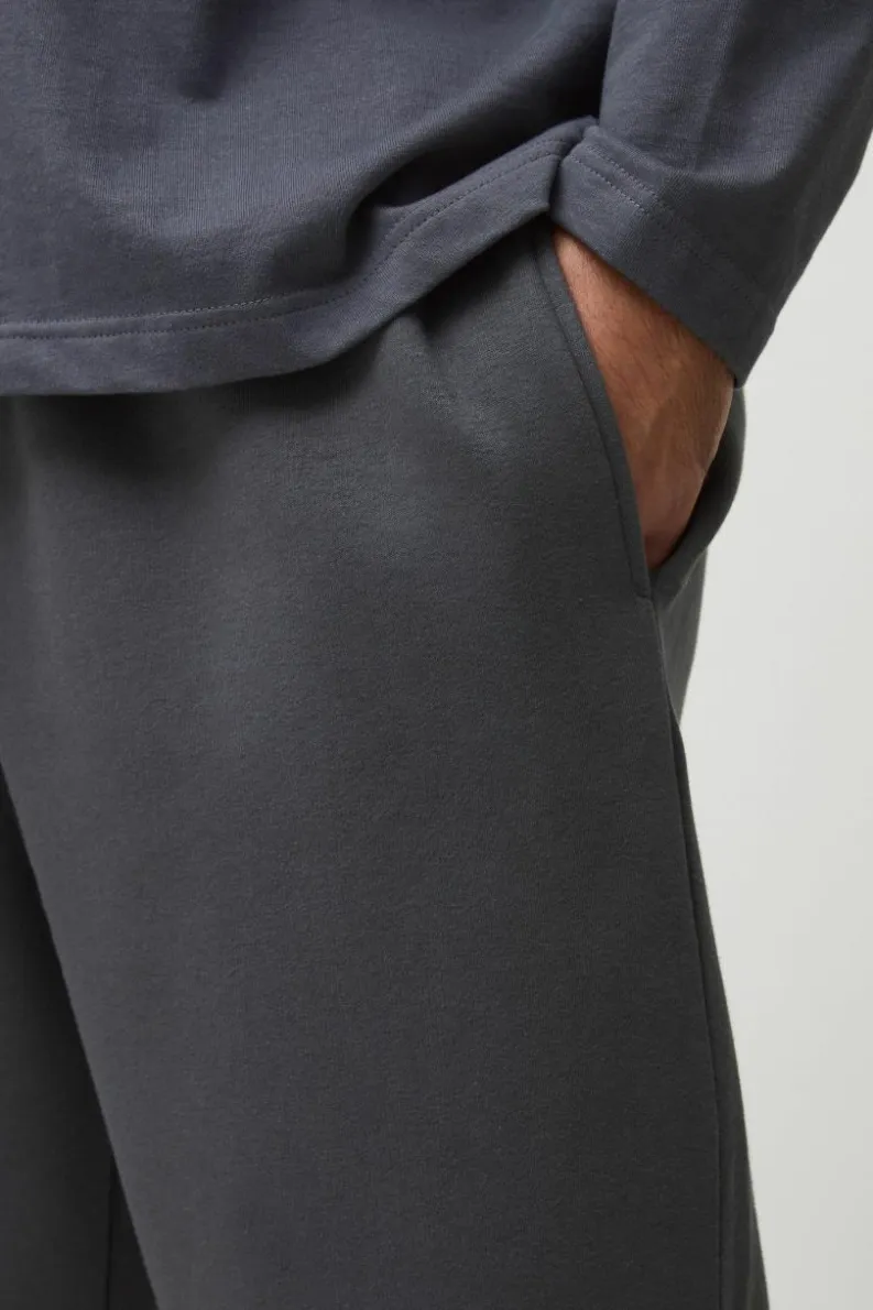 Outlet boohooMAN Plus 330GSM Basic Oversized Fit Jogger dark grey