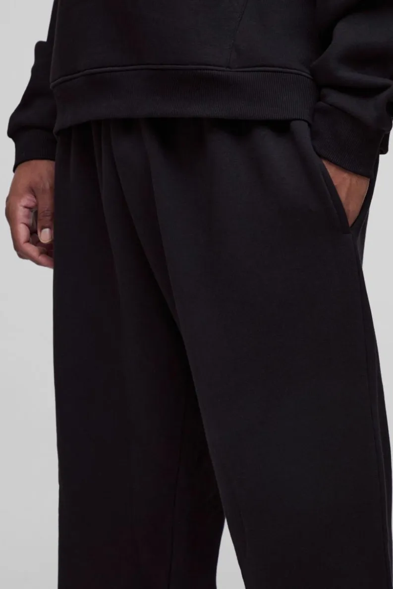 Cheap boohooMAN Plus 330GSM Oversized Fit Basic Jogger black