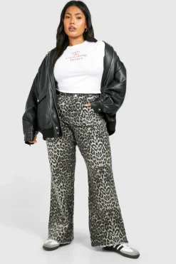 Online boohoo Plus Straight Leg Jean leopard