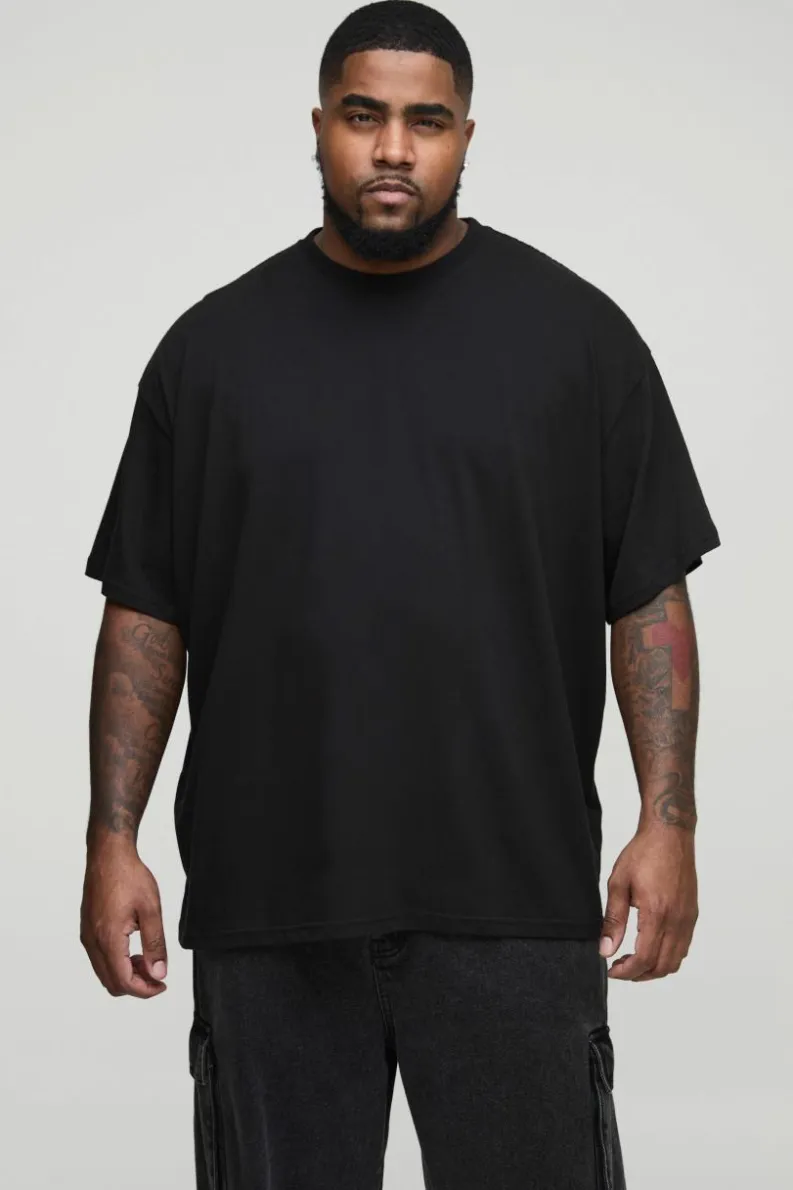 New boohooMAN Plus Oversized Worldwide Dog Graphic T-shirt black