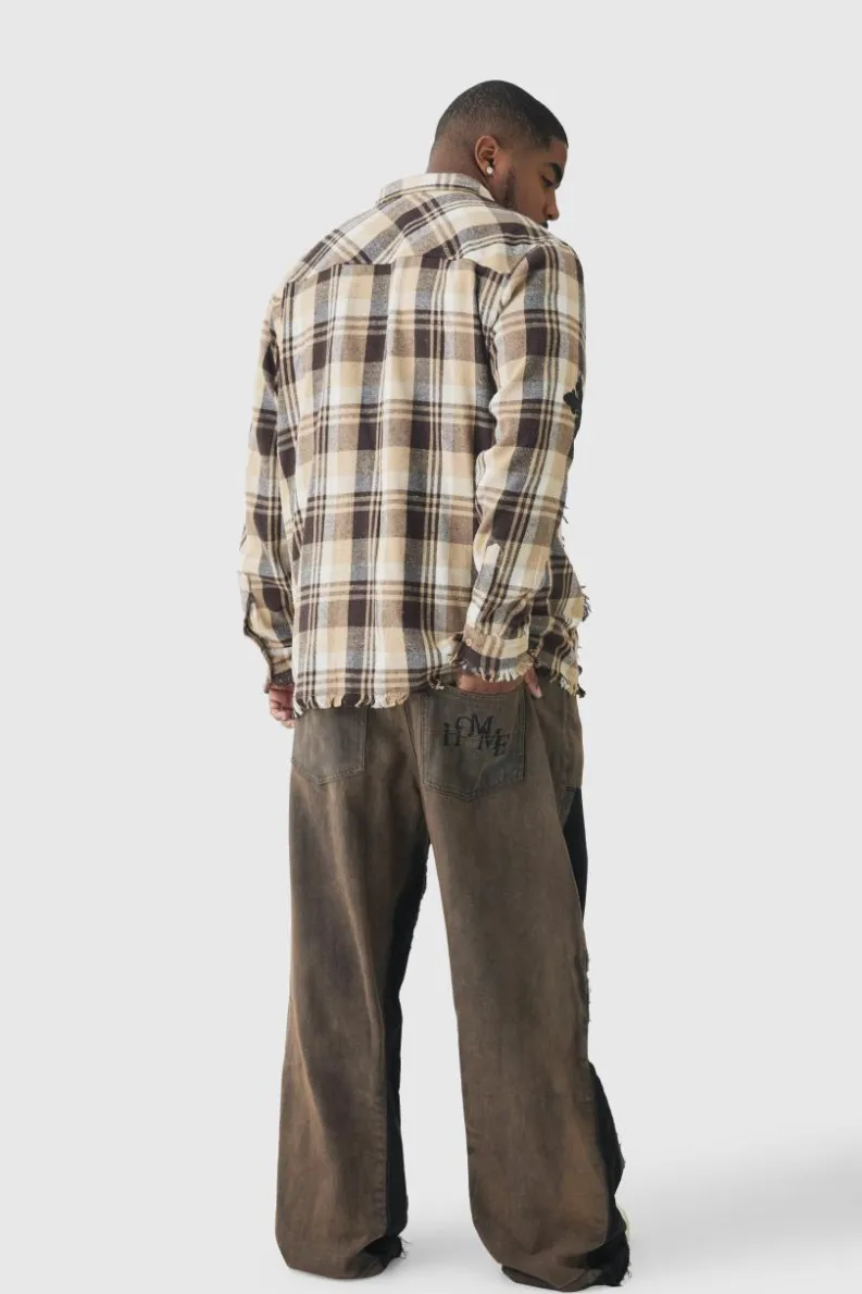 Best Sale boohooMAN Plus Paint Splatter Carpenter Panel Relaxed Fit Flared Jeans ice grey
