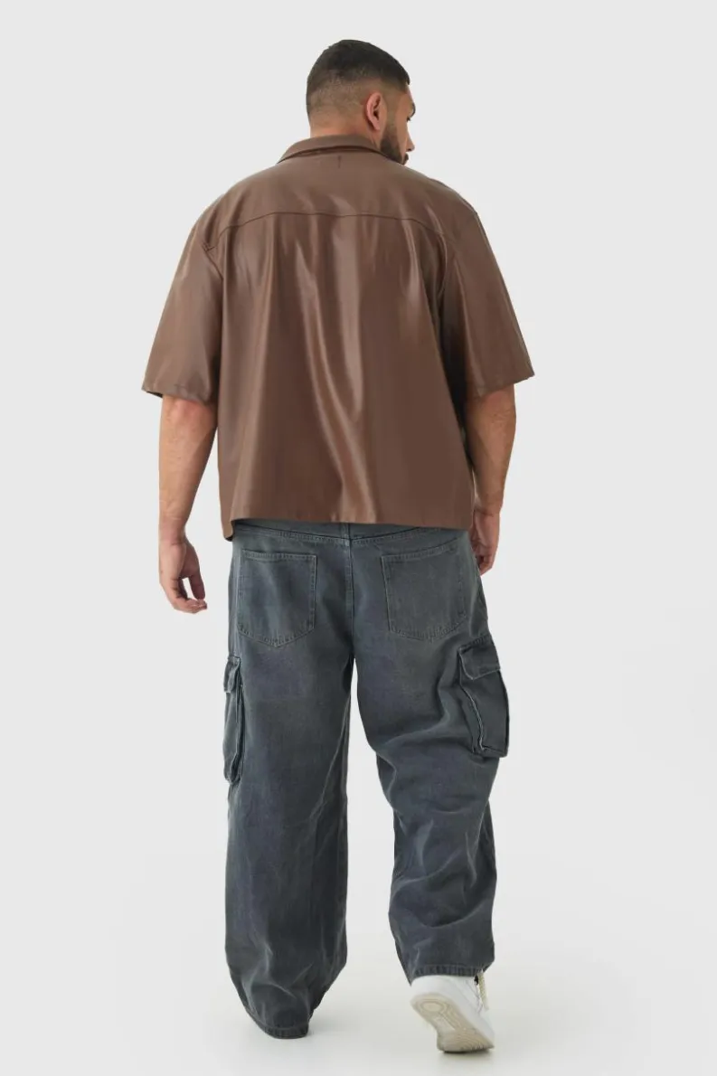 Best Sale boohooMAN Plus PU Short Sleeve Overshirt coffee