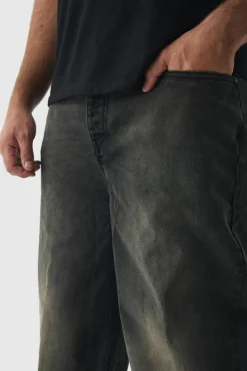 Best boohooMAN Plus Relaxed Fit Jeans brown