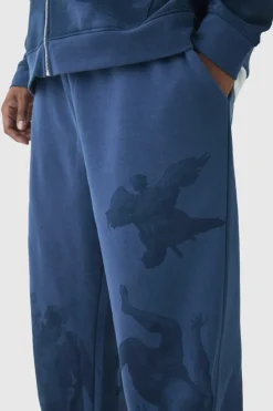 Outlet boohooMAN Plus Relaxed Renaissance Print Joggers navy
