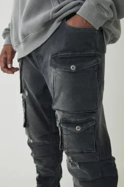 Online boohooMAN Plus Stacked Multi Cargo Pocket Flared Jeans grey