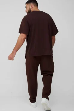 New boohooMAN Plus Stretch Woven Tapered Trousers chocolate
