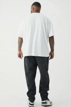 Store boohooMAN Plus Tapered Rigid Jeans washed black