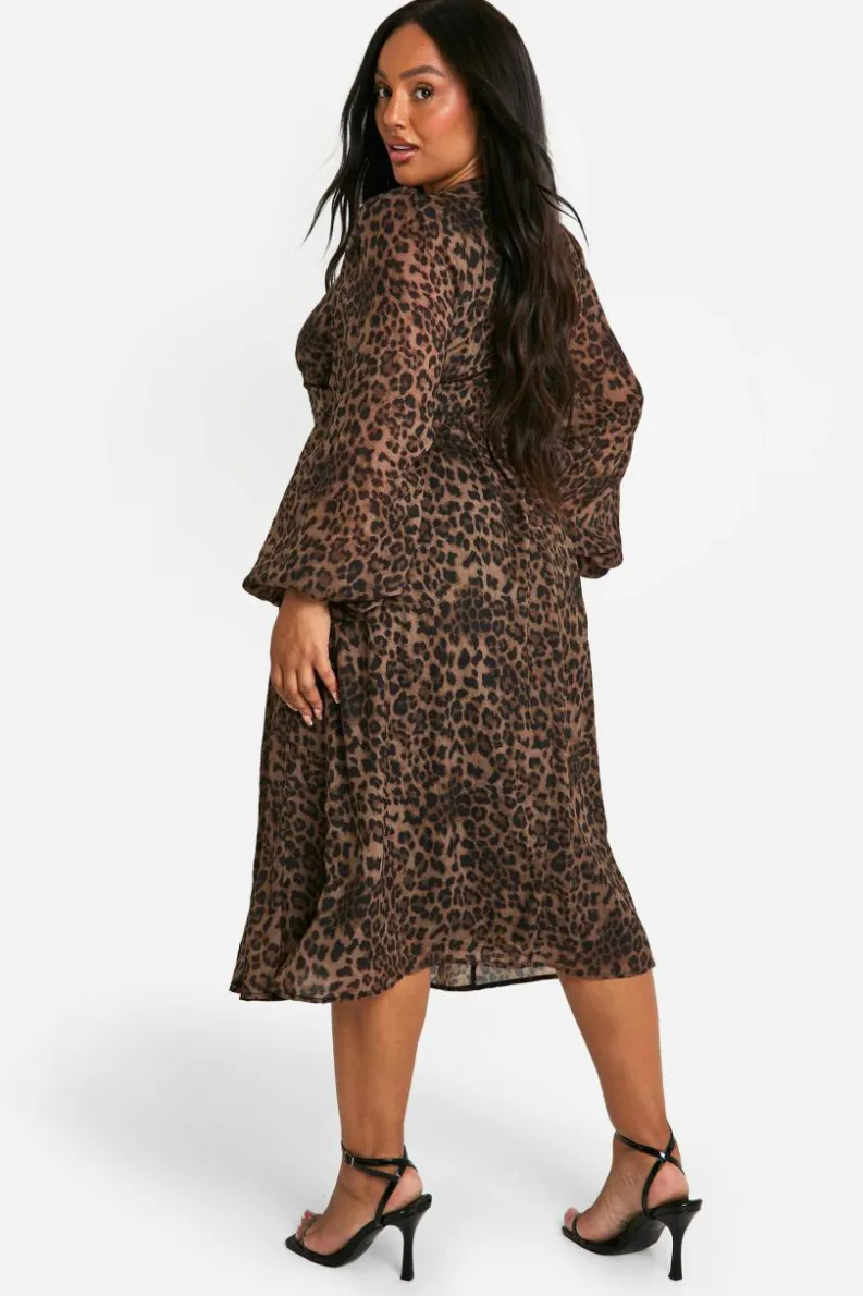 Discount boohoo Plus Woven Milkmaid Midi Skater Dress leopard