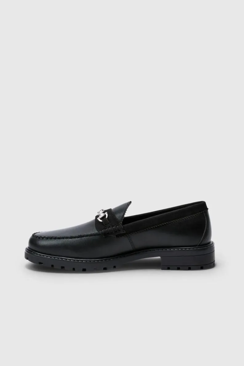 Online boohooMAN PU Loafer With Contrast Faux Suede Panel In black