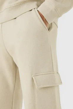 Cheap boohooMAN Regular Fit Cargo Jogger stone