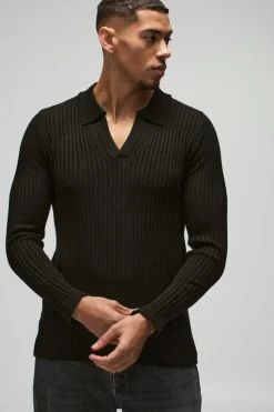 Store boohooMAN Regular Fit Ribbed V Neck Collar Knitted Polo black