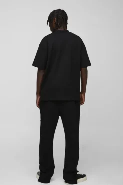 Online boohooMAN Regular Fit Split Hem Heavyweight Jogger black