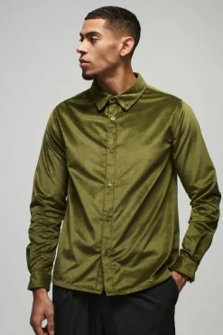 Online boohooMAN Regular Long Sleeve Velour Shirt khaki