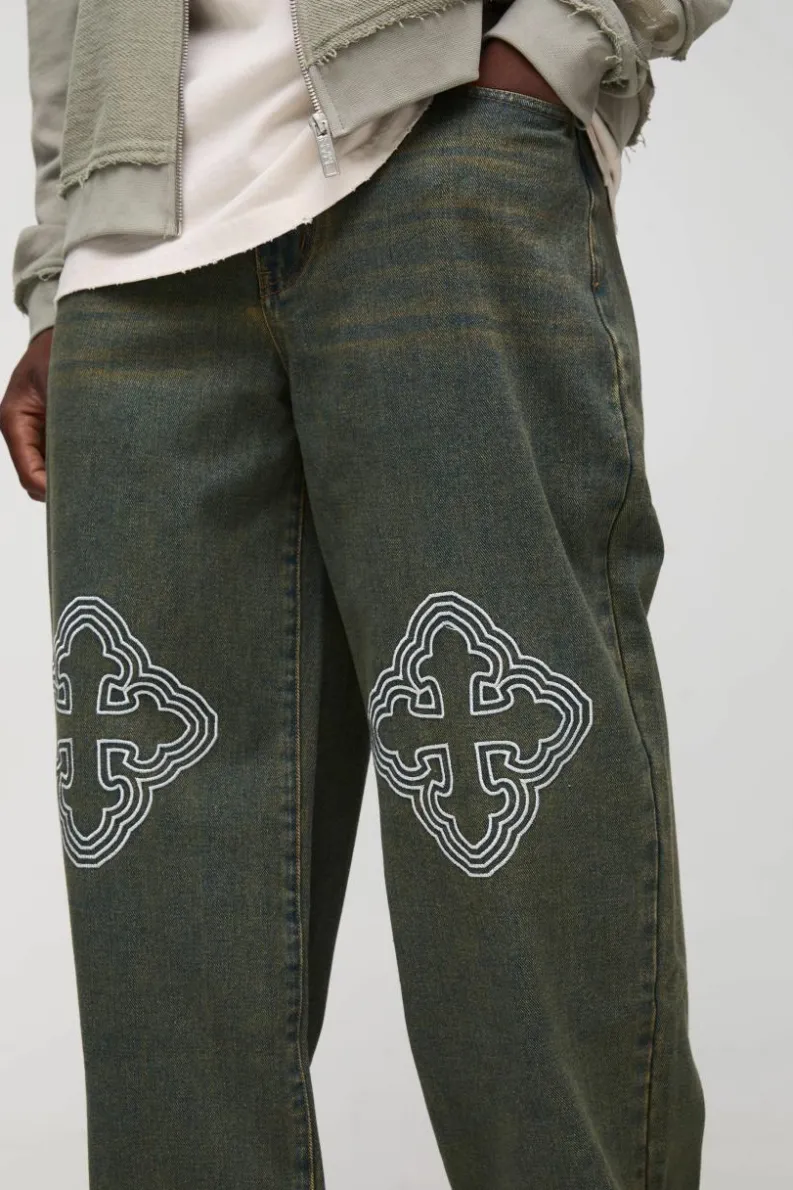 Sale boohooMAN Relaxed Fit Cross Embroidered Jeans antique blue
