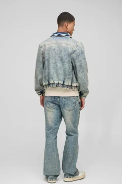 Best boohooMAN Relaxed Flared Stacked Antique Wash Jeans antique blue