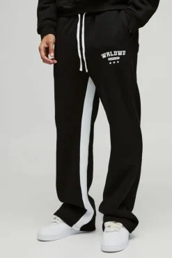 Outlet boohooMAN Relaxed Flare Worldwide Star Gusset Jogger black