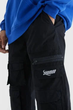 New boohooMAN Relaxed Multi Cargo Ripstop Trouser With Tonal Embroidery black
