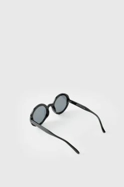 Cheap boohooMAN Round Plastic Sunglasses black