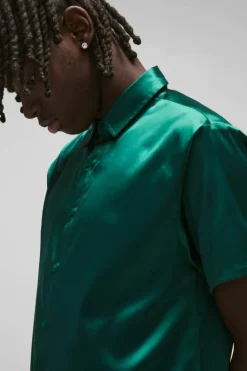 Outlet boohooMAN Short Sleeve Satin Regular Shirt forest