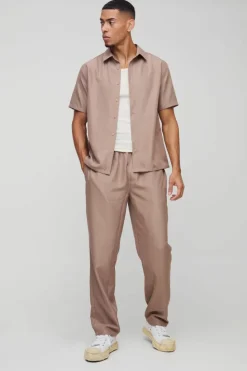 Online boohooMAN Short Sleeve Soft Twill Smart Shirt & Trouser Set taupe