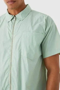 New boohooMAN Short Sleeve Teflon Boxy Shirt sage
