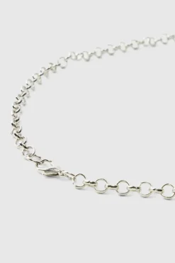 Store boohooMAN Cross Necklace silver