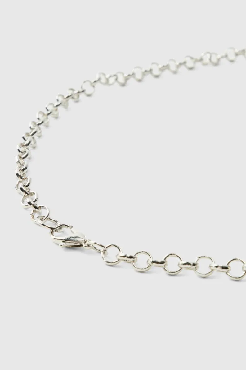 Store boohooMAN Cross Necklace silver