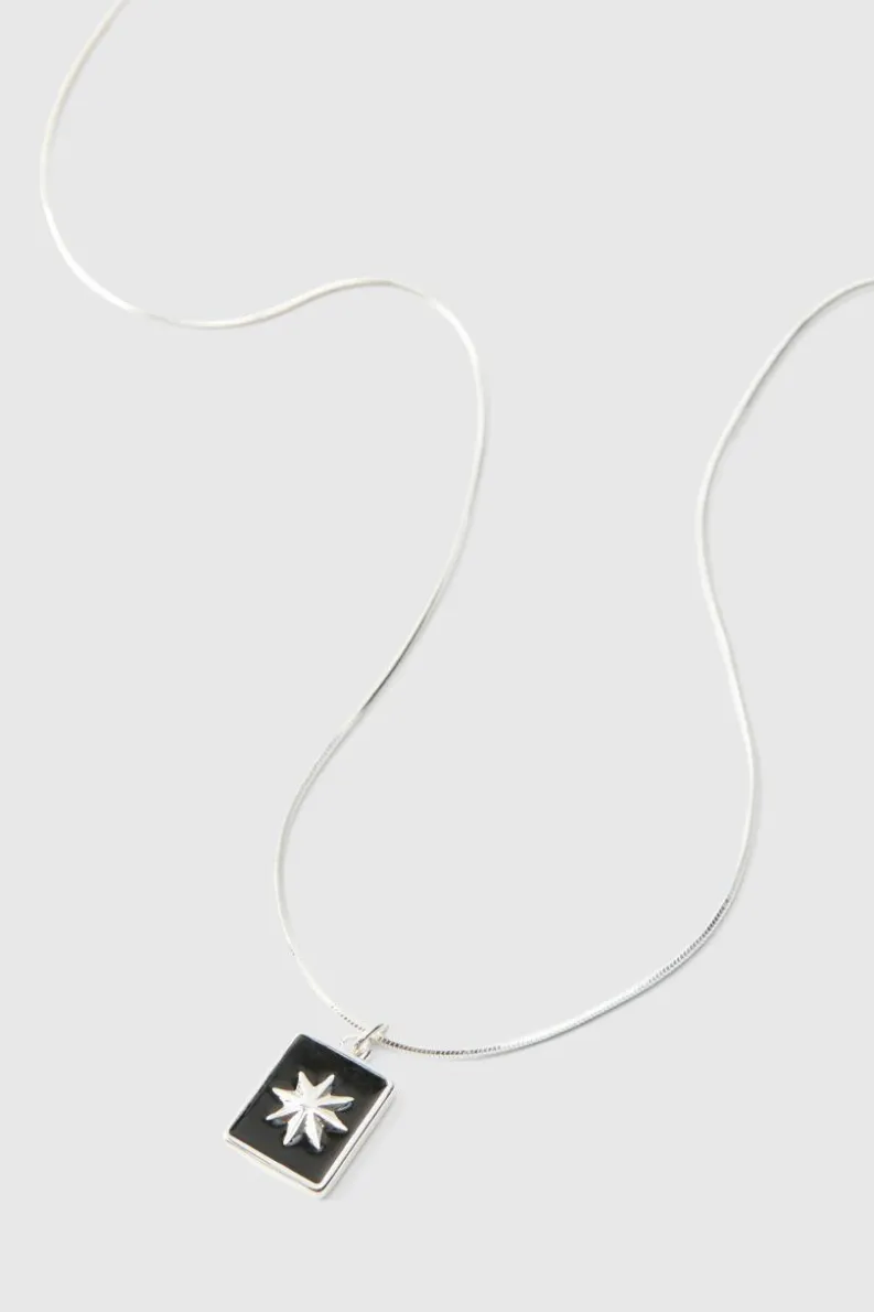 New boohooMAN Pendant Necklace silver