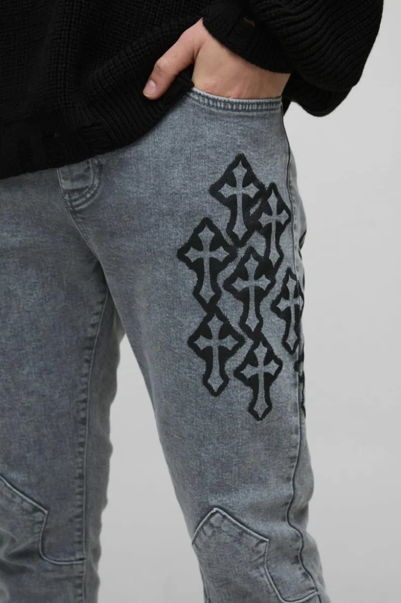 New boohooMAN Skinny Stacked Cross Spray Printed Jeans light grey
